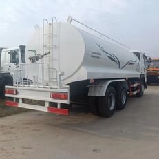 中国重汽Howo 371散水車