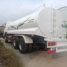 中国重汽Howo 371散水車