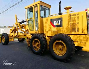 Niveleuse Caterpillar 140H