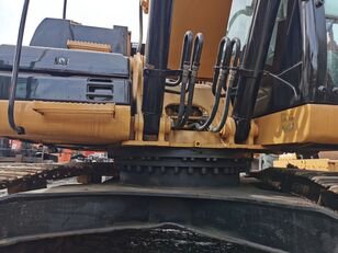 履带式挖掘机 Caterpillar 323D