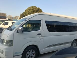トヨタ ハイエース バス 乗客用 バン