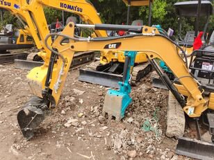 キャタピラー 301.5 クローラー式掘削機