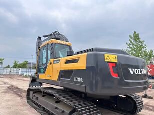 ボルボEC240クローラー式掘削機
