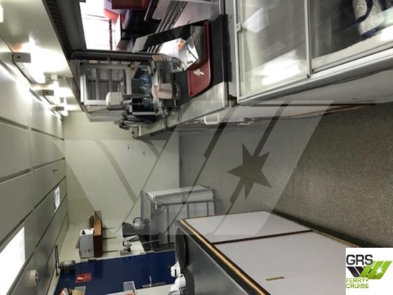 60米，载客量214人