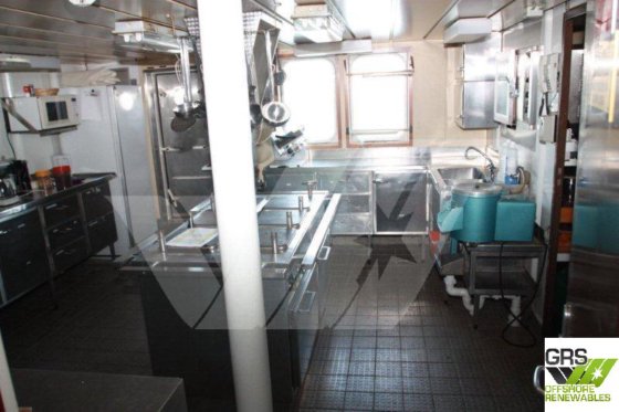 68mオフショア支援・建設船販売