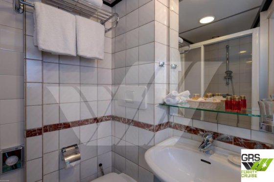 出售100米内河船舶