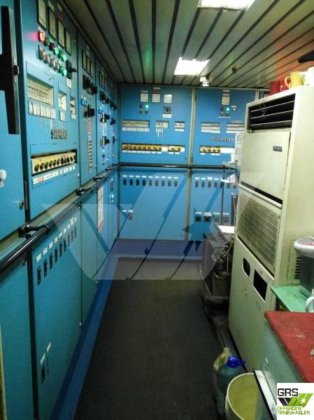 106m 大型貨物運搬船、半潜水型、販売中