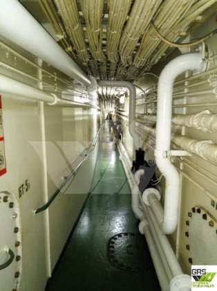 106m 大型貨物運搬船、半潜水型、販売中