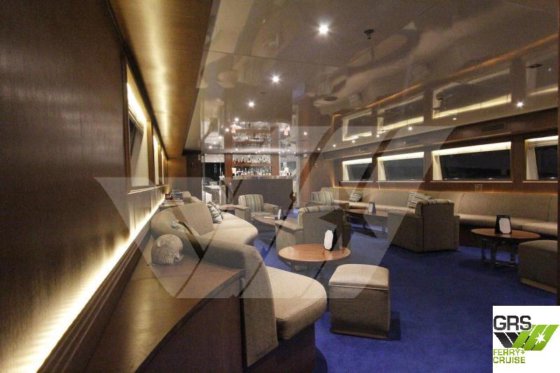 53m、44人乗りクルーズ船販売中