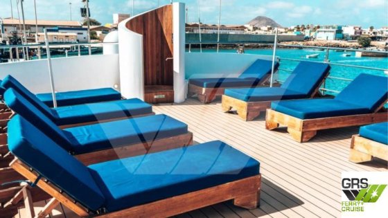 53米长44座邮轮出售