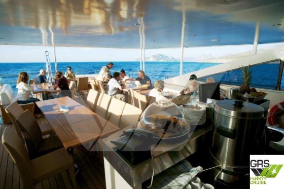 53m、44人乗りクルーズ船販売中