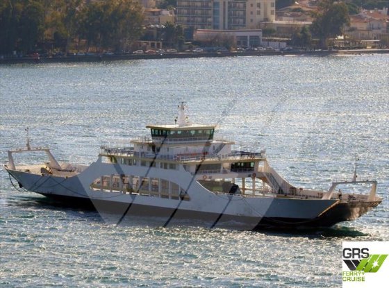 101mの旅客用RORO船を販売します