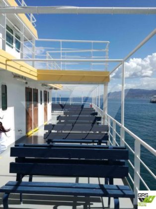 101mの旅客用RORO船を販売します