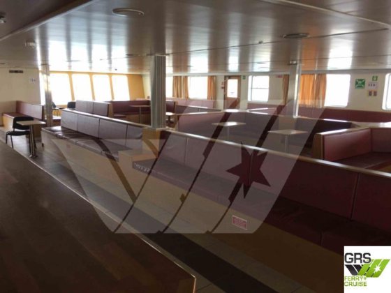 101mの旅客用RORO船を販売します