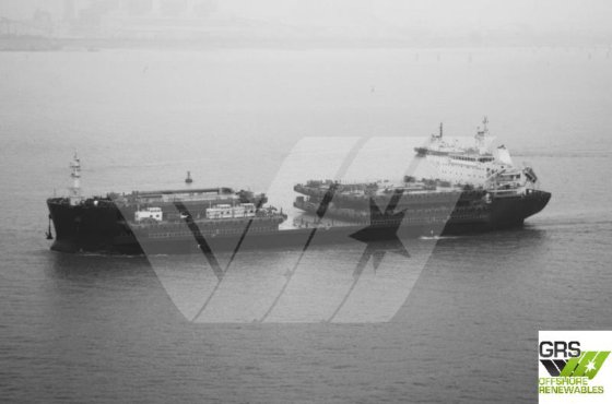 出售非自航起重船 /