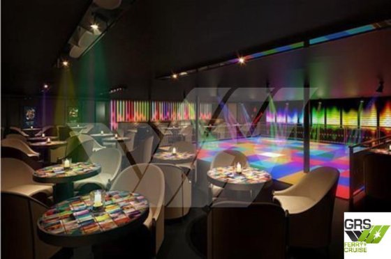 196米 1500人 客运