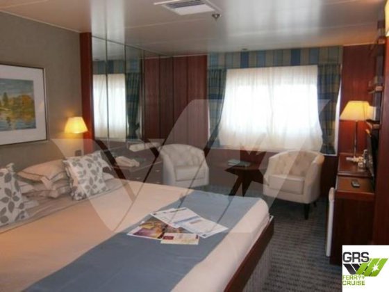 200m、752人乗りクルーズ船販売中