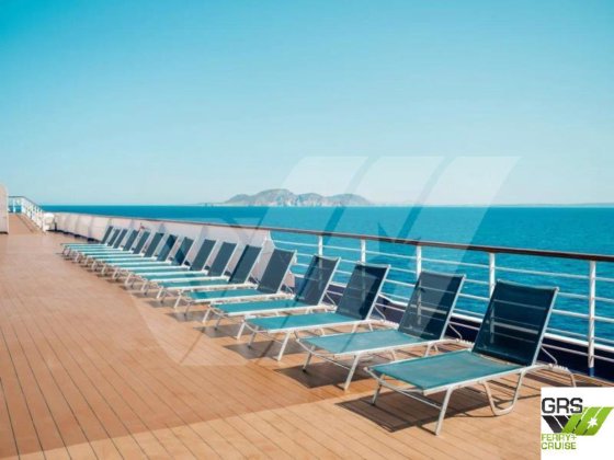 200m、752人乗りクルーズ船販売中