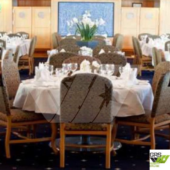 78m、138人乗りのクルーズ船を販売中