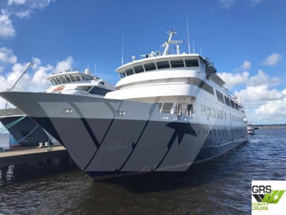 78m、138人乗りのクルーズ船を販売中