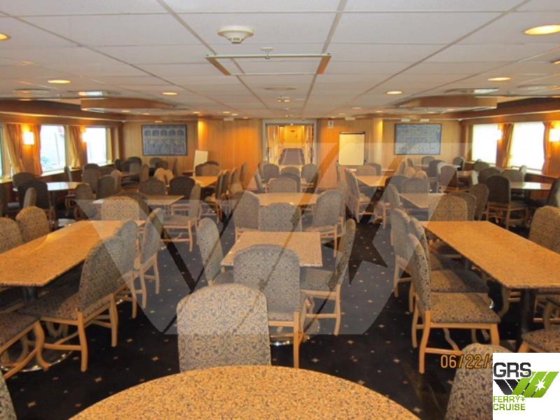 78m、138人乗りのクルーズ船を販売中