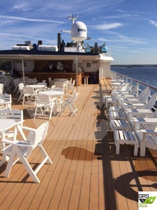 78m、138人乗りのクルーズ船を販売中