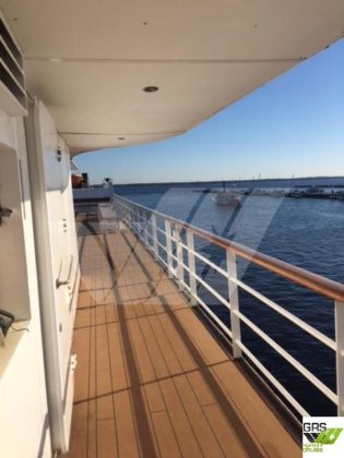 78m、138人乗りのクルーズ船を販売中