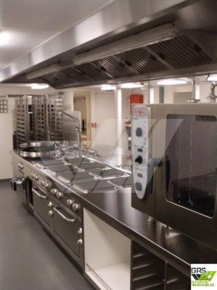 待售116米住宿船