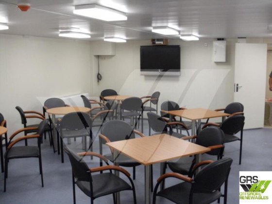 待售116米住宿船