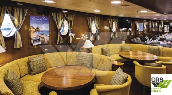 47m、50人乗りのクルーズ船を販売中