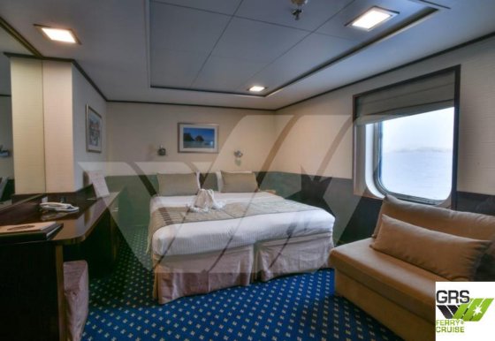 56m、49人乗りのクルーズ船を販売中