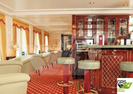 83米80座邮轮出售