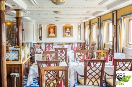 83米80座邮轮出售