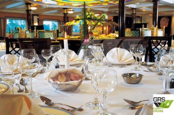 83米80座邮轮出售