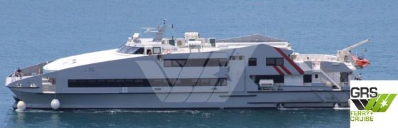 48m、417人乗りの客船を販売します