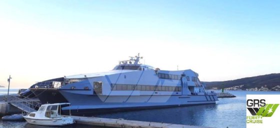 出售48米417座客船