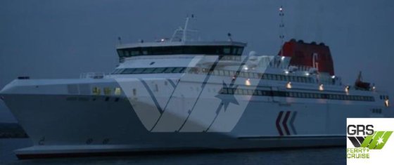 122米 载客量780人