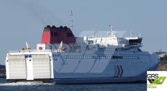 122米 载客量780人