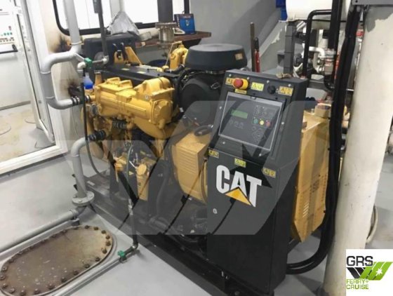 108米 1500人 乘客