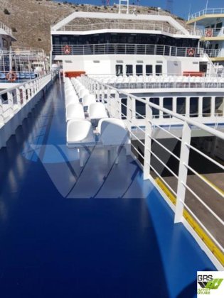 108米 1500人 乘客