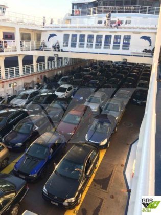 108米 1500人 乘客