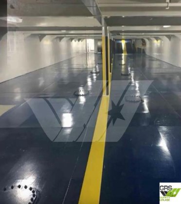 108米 1500人 乘客