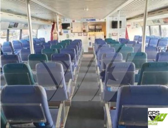 出售40米286座客船