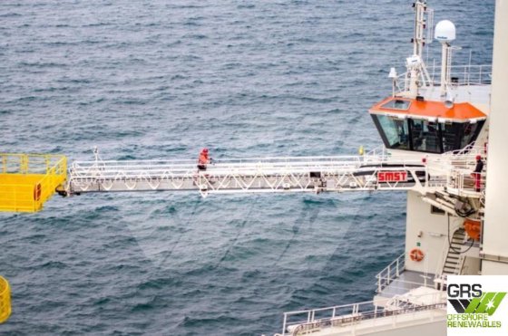 舷梯 SMST 带塔架，含 3 吨运动补偿起重机