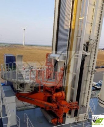 舷梯 SMST 带塔架，含 3 吨运动补偿起重机