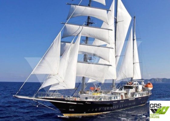 64米长42座邮轮出售