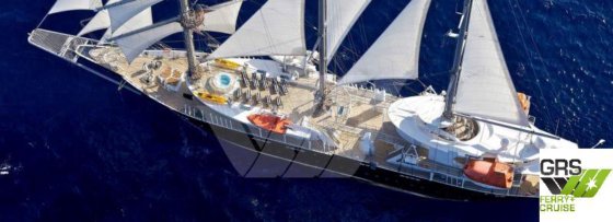 64m、42人乗りのクルーズ船を販売中