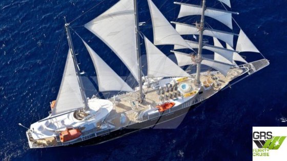 64米长42座邮轮出售