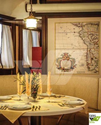 64m、42人乗りのクルーズ船を販売中