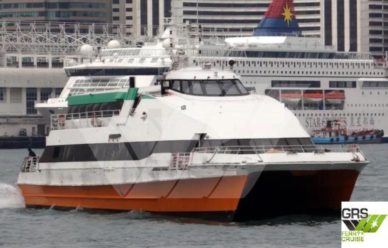 40m、435人乗りの客船を販売します